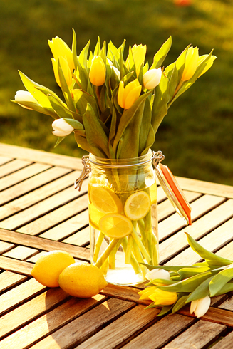 Tulips in Glass Vase, 10 inch - Kroger