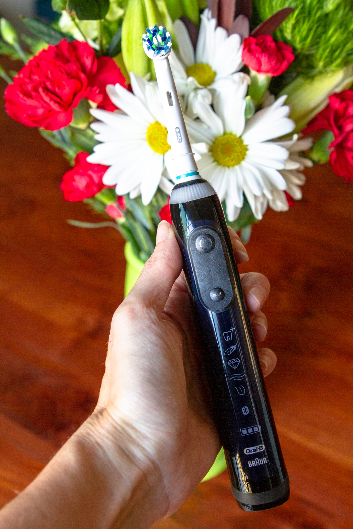 Genius 8000 Rechargeable Toothbrush