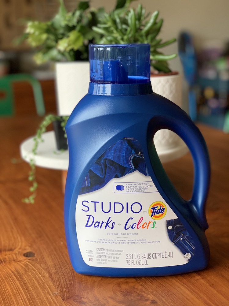  Tide Studio Darks + Colors Liquid Laundry Detergent 75oz, Pack  of 2 : Health & Household